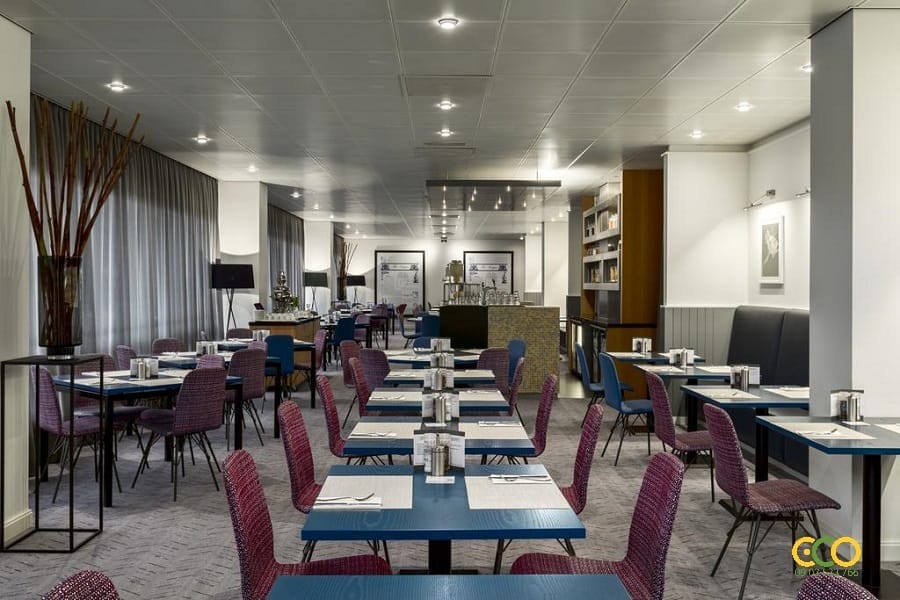 Thiết kế thi công nội thất nhà hàng rộng rãi