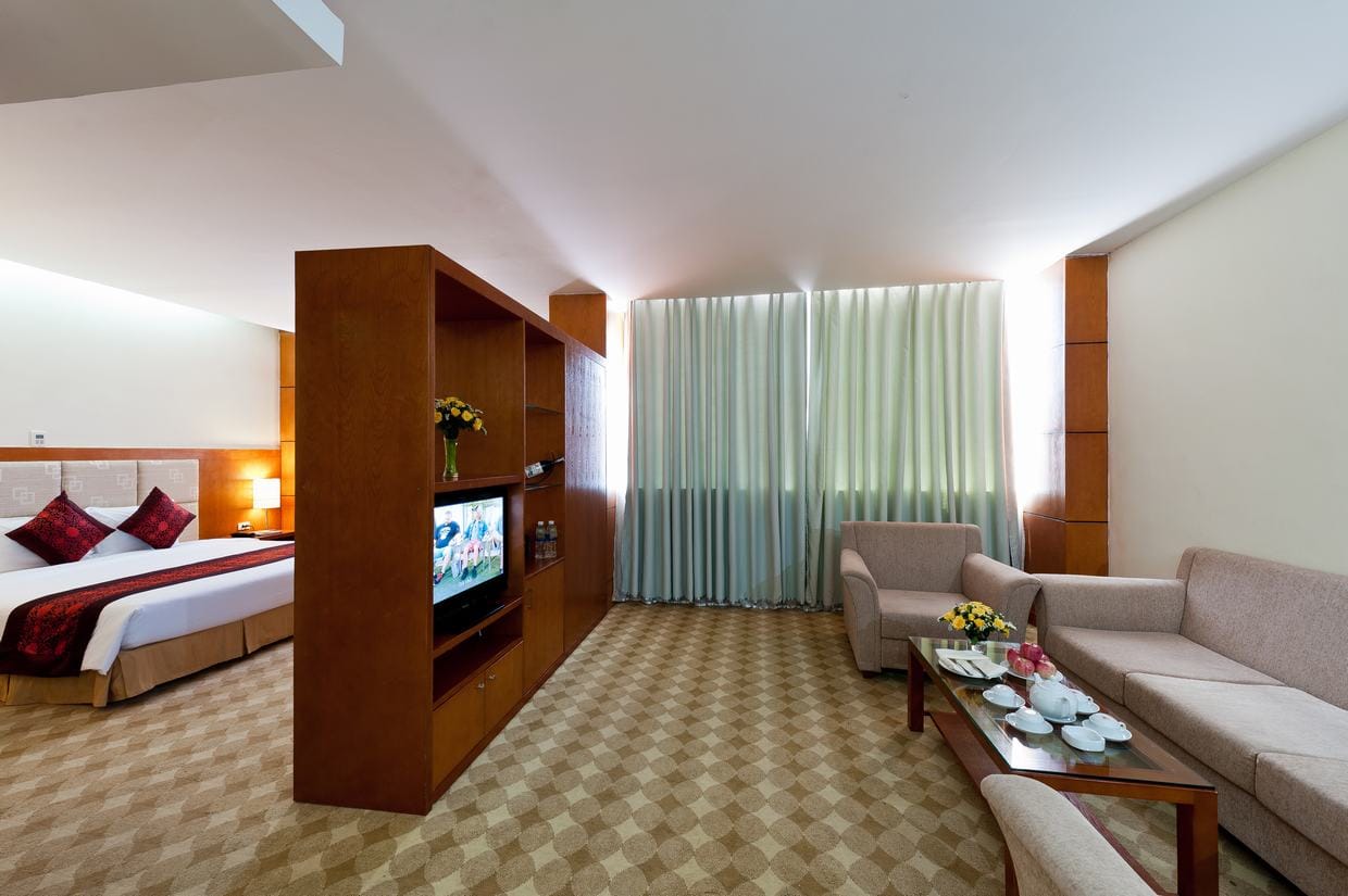 Thiết kế thi công nội thất phòng nghỉ đôi khách sạn rộng rãi