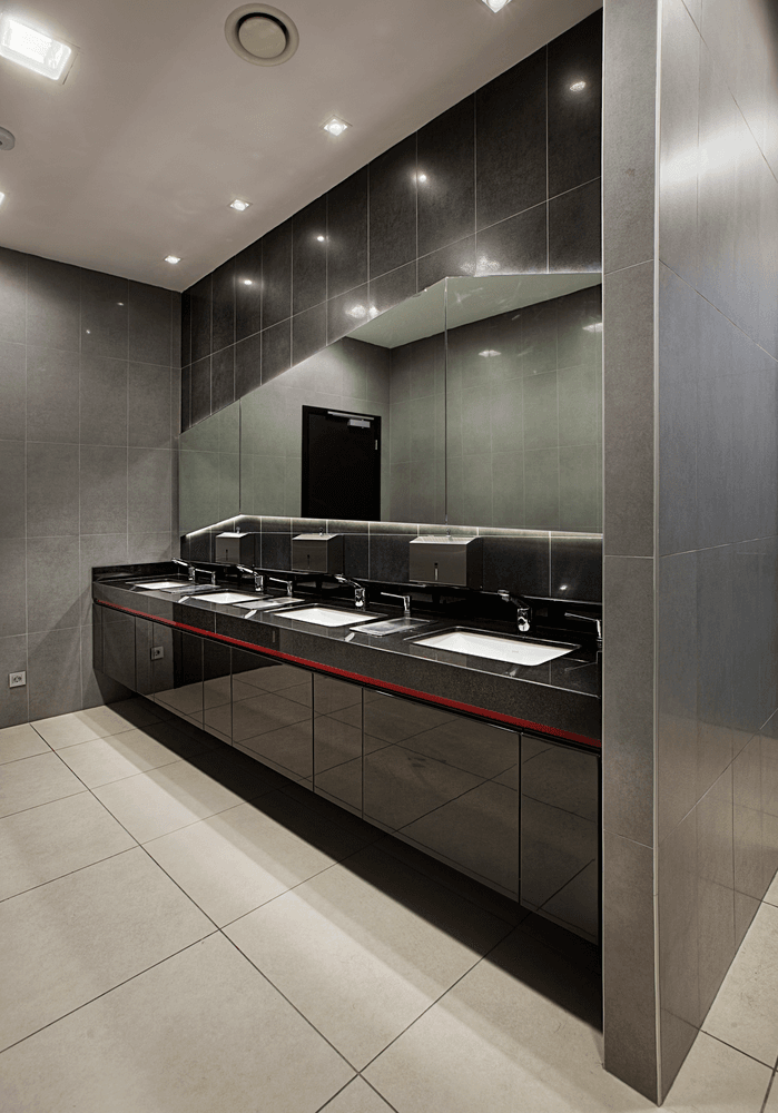 Thiết kế thi công nội thất phòng wc rộng rãi, đẹp