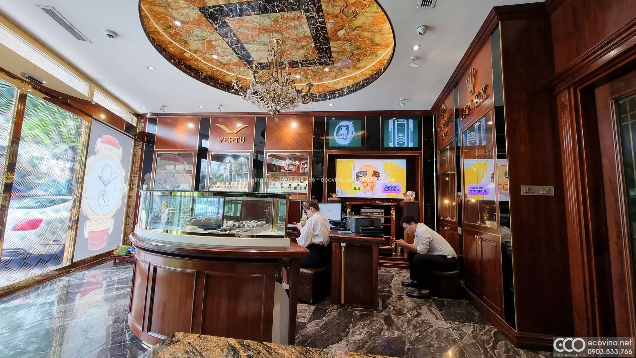 thiet ke thi cong noi that tron goi shworoom dong ho dien thoai cao cap 32