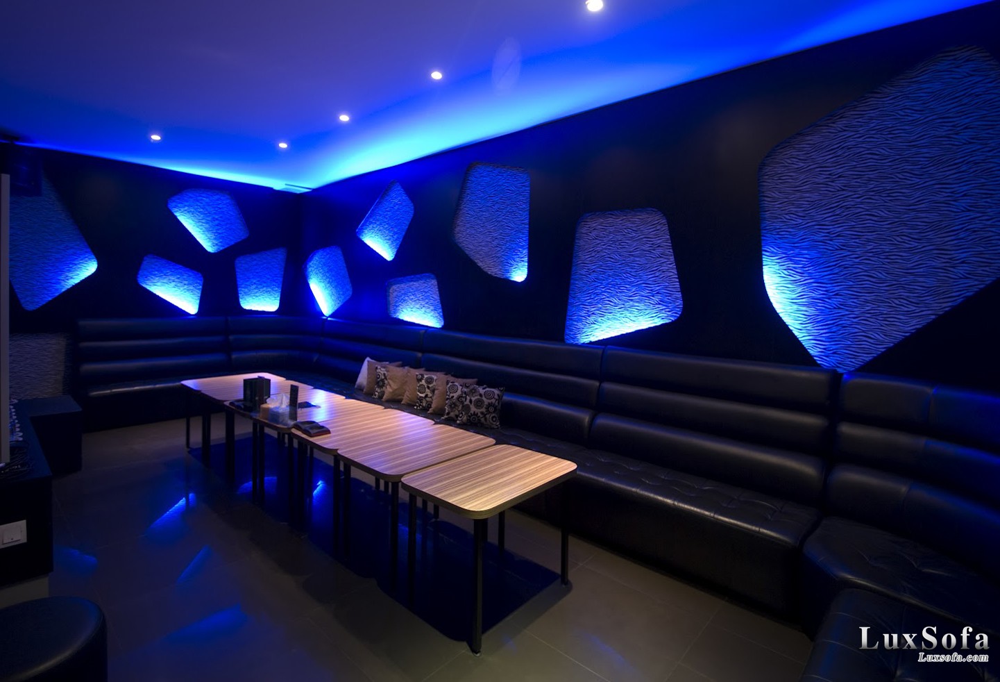 Sofa karaoke hiện đại da màu đen SK08 1 sofa karaoke hien dai da mau den sk08