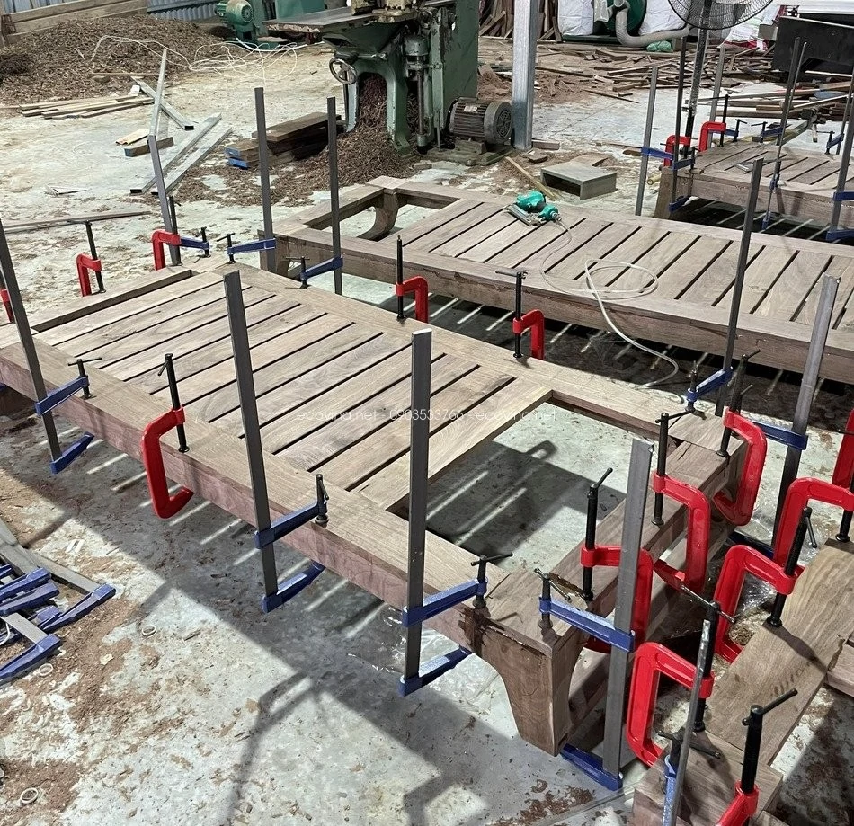 xuong san xuat ghe sofa go oc cho dep 1