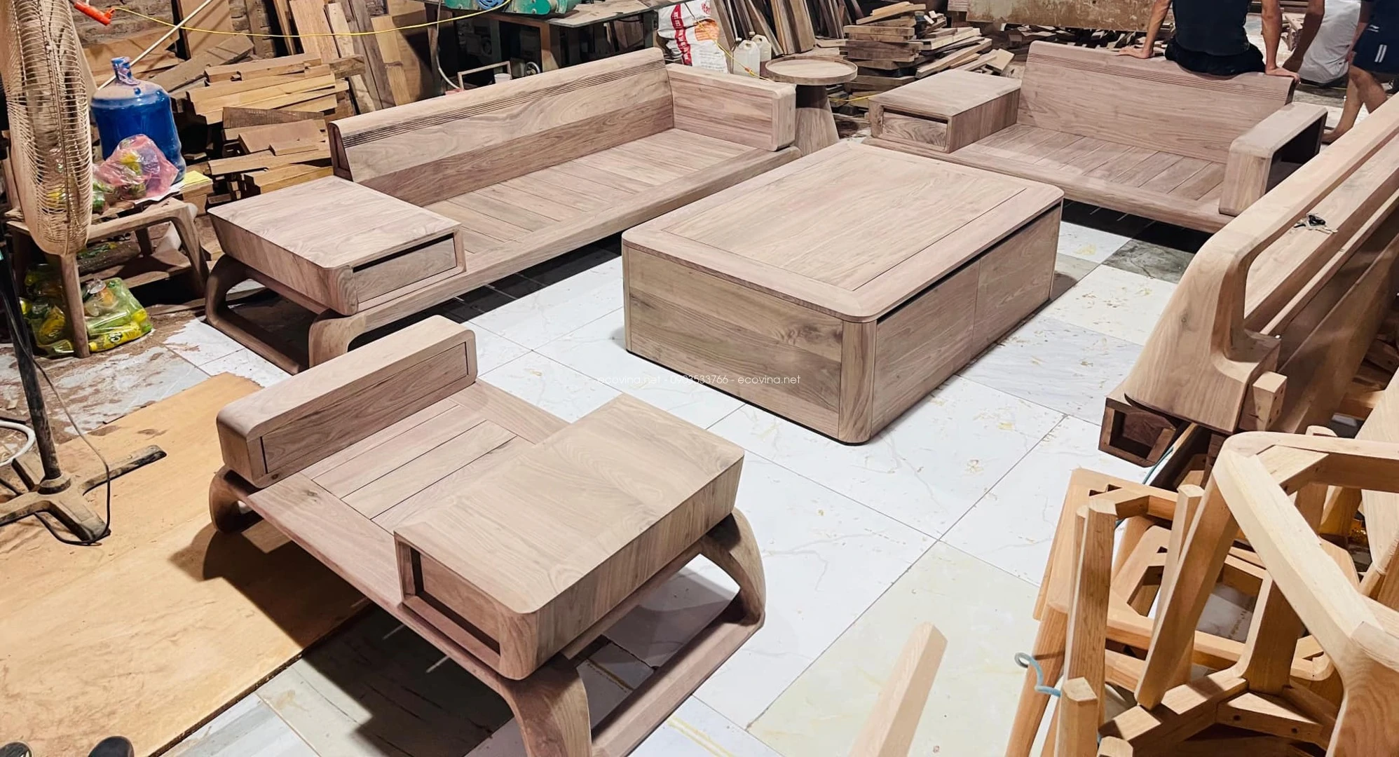 xuong san xuat ghe sofa go oc cho dep 5